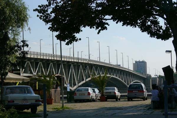 Petőfi bridge